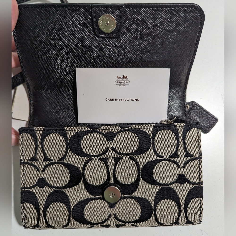 NWT Coach Crossbody Bag - Picture 3 of 9